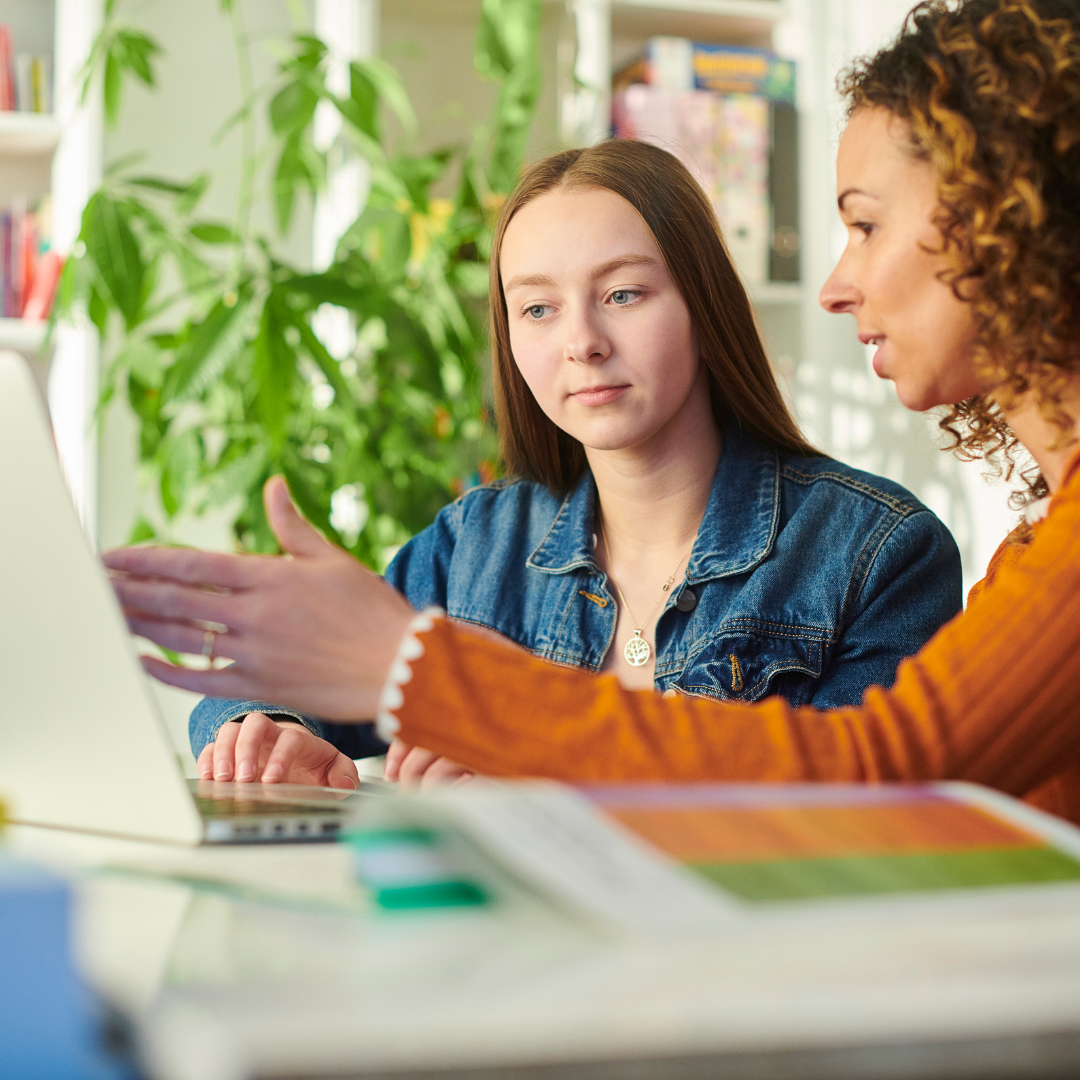 🎓 College Tour Buddy (In Massachusetts ONLY)